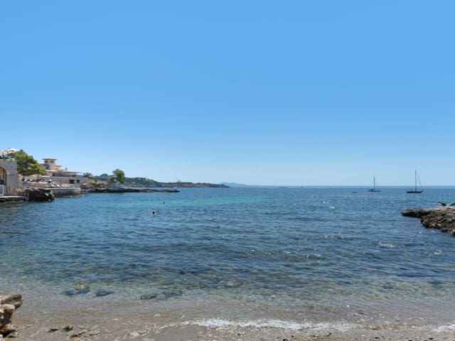 4 bedroom Apartment for sale in Illetas, Calvià with garage - € 2,650,000 (Ref: 9894143)