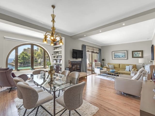 4 bedroom Apartment for sale in Illetas, Calvià with garage - € 2,650,000 (Ref: 9894143)
