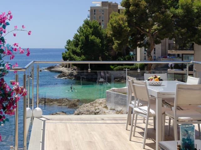 4 bedroom Apartment for sale in Illetas, Calvià with garage - € 2,650,000 (Ref: 9894143)