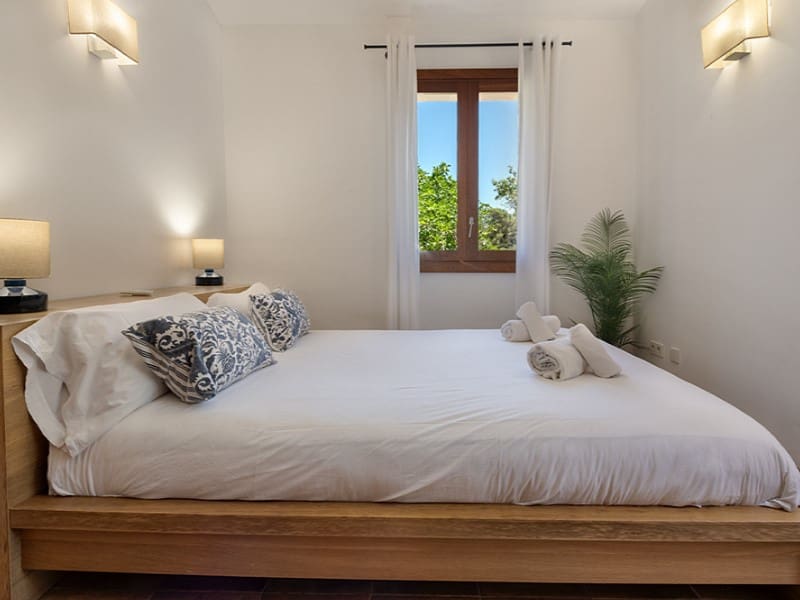 2 bedroom Finca/Country House for sale in Campanet with pool - € 1,000,000 (Ref: 9896611)