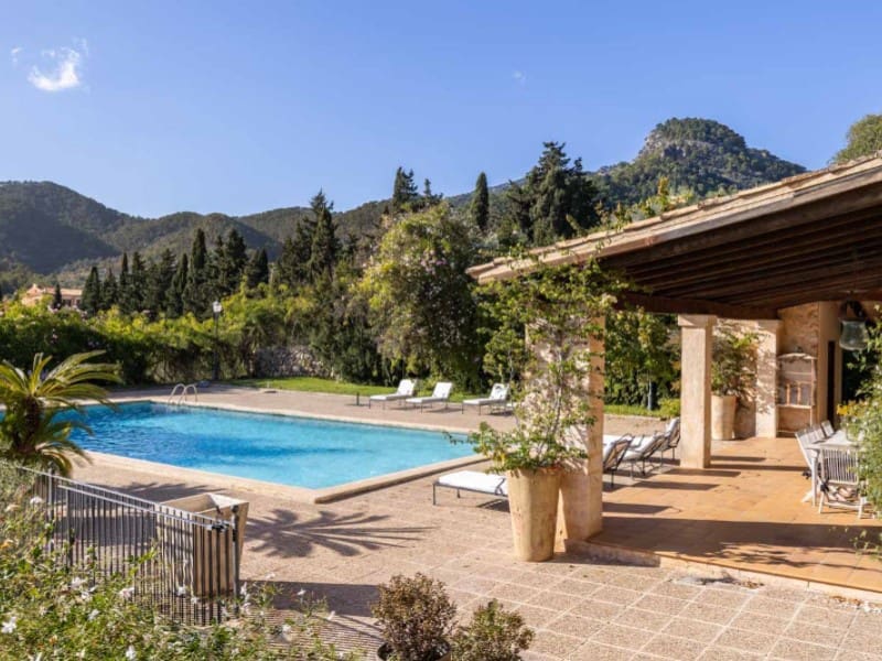 8 chambre Finca/Maison de Campagne à vendre à Alaro avec piscine garage - 10 900 000 € (Ref: 9900420)
