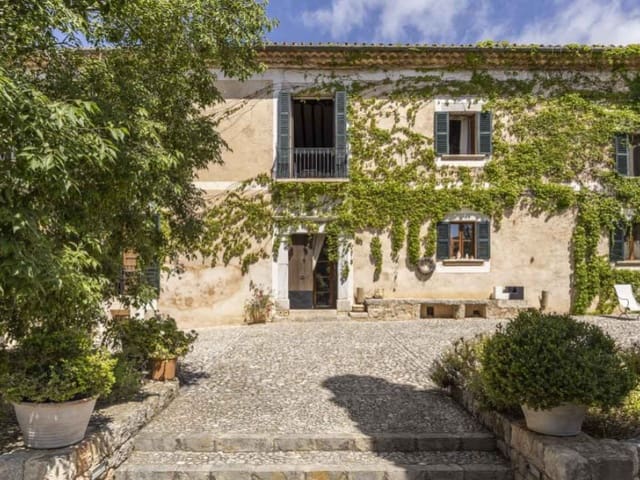 8 chambre Finca/Maison de Campagne à vendre à Alaró avec piscine garage - 10 900 000 € (Ref: 9900420)