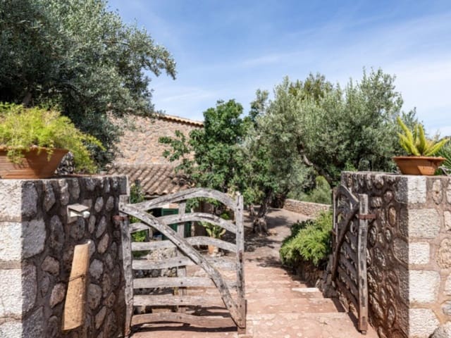 1 bedroom Finca/Country House for sale in Sóller - € 870,000 (Ref: 9904298)
