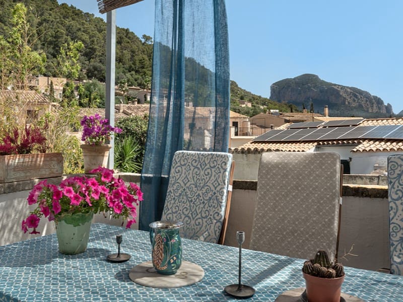 Chalet de 6 habitaciones en Alaró en venta con garaje - 2.250.000 € (Ref: 9907005)