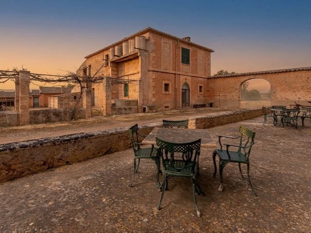 12 slaapkamer Finca/Landhuis te koop in Algaida - € 5.900.000 (Ref: 9910735)