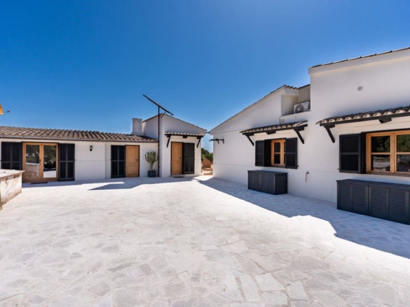 4 quarto Quinta/Casa Rural para venda em Llucmajor com piscina - 1 490 000 € (Ref: 9912829)
