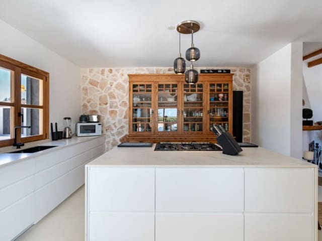 4 quarto Quinta/Casa Rural para venda em Llucmajor com piscina - 1 490 000 € (Ref: 9912829)