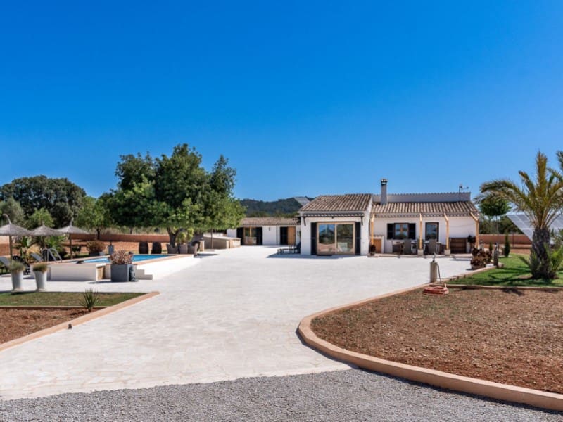 4 quarto Quinta/Casa Rural para venda em Llucmajor com piscina - 1 490 000 € (Ref: 9912829)