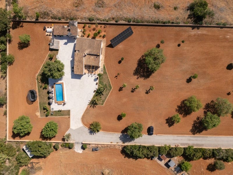 4 quarto Quinta/Casa Rural para venda em Llucmajor com piscina - 1 490 000 € (Ref: 9912829)