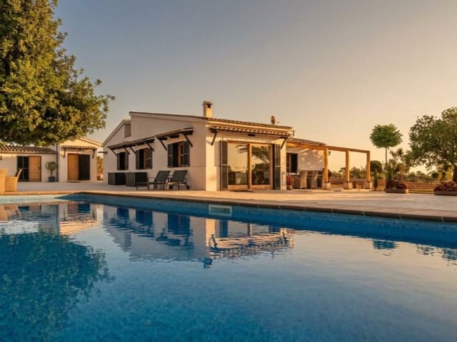 4 quarto Quinta/Casa Rural para venda em Llucmajor com piscina - 1 490 000 € (Ref: 9912829)