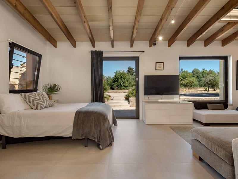 5 bedroom Finca/Country House for sale in Binissalem with pool - € 3,500,000 (Ref: 9915985)