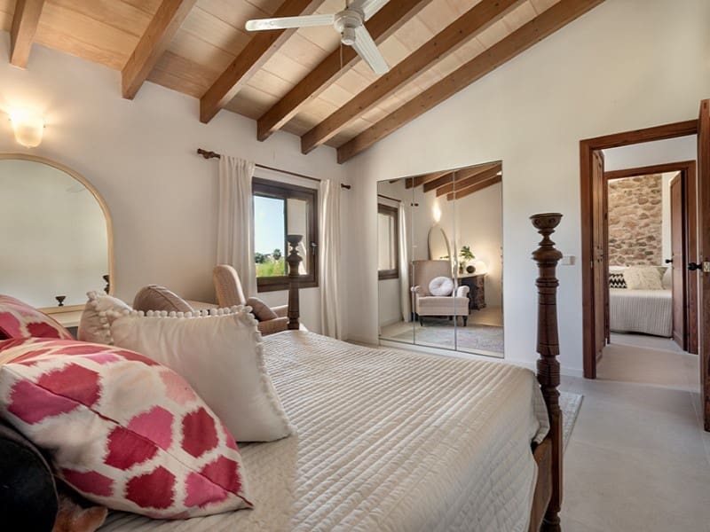5 bedroom Finca/Country House for sale in Binissalem with pool - € 3,500,000 (Ref: 9915985)