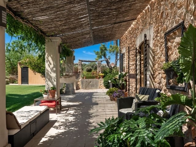 5 bedroom Finca/Country House for sale in Binissalem with pool - € 3,500,000 (Ref: 9915985)