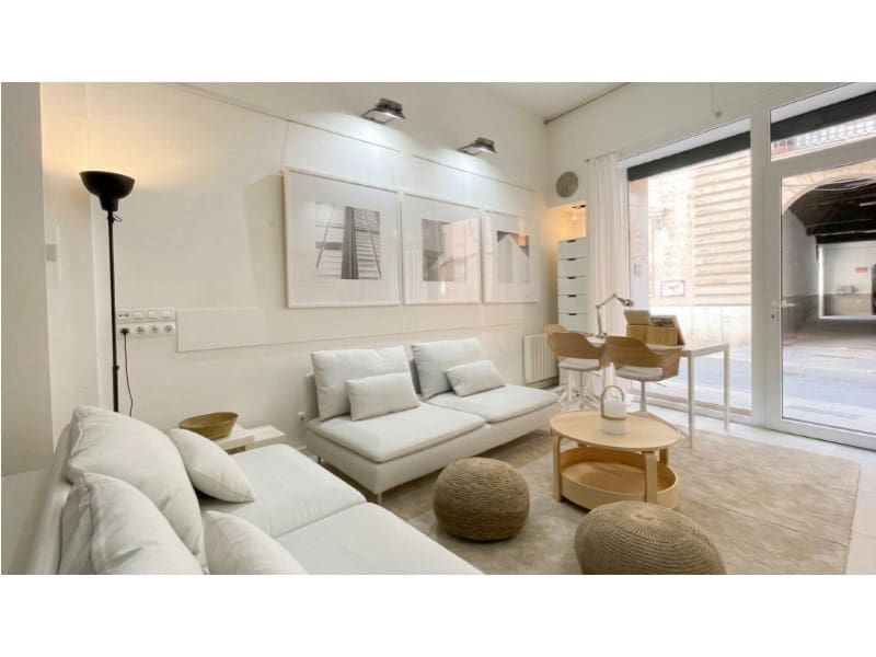 Commercial for sale in Palma de Mallorca - € 265,000 (Ref: 9920163)