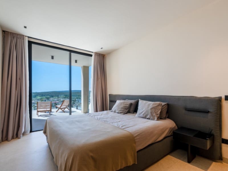3 soveværelse Villa til salg i Santa Ponsa med swimmingpool garage - € 2.980.000 (Ref: 9920164)