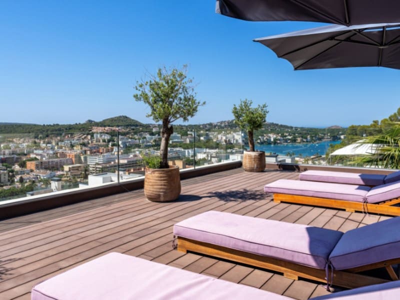 3 soveværelse Villa til salg i Santa Ponsa med swimmingpool garage - € 2.980.000 (Ref: 9920164)