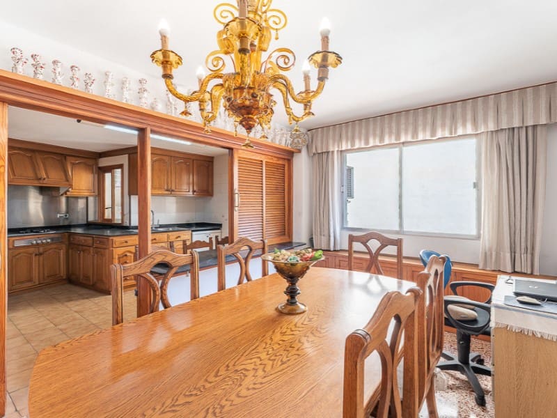 3 bedroom Apartment for sale in Palma de Mallorca with garage - € 650,000 (Ref: 9921957)