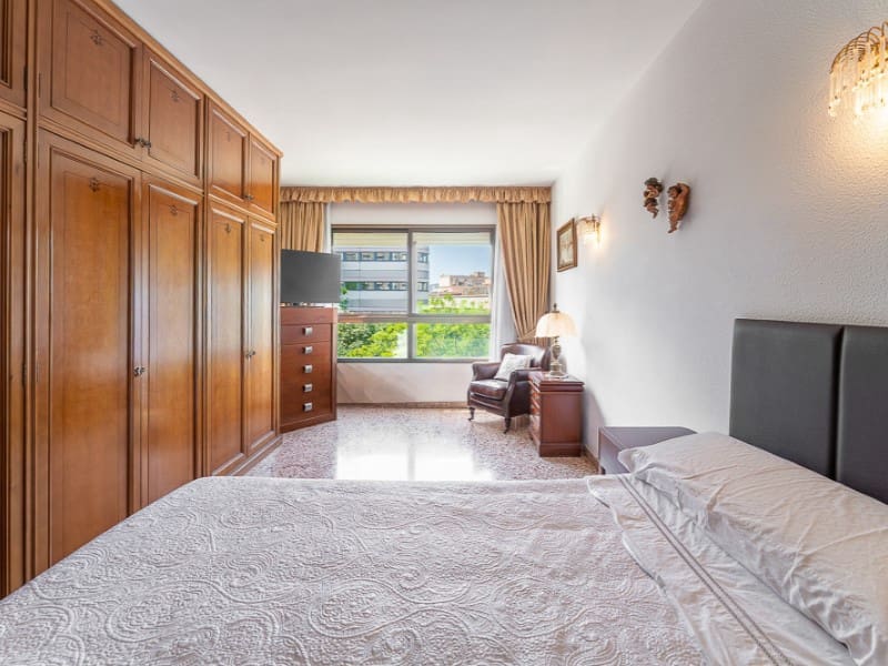 3 bedroom Apartment for sale in Palma de Mallorca with garage - € 650,000 (Ref: 9921957)