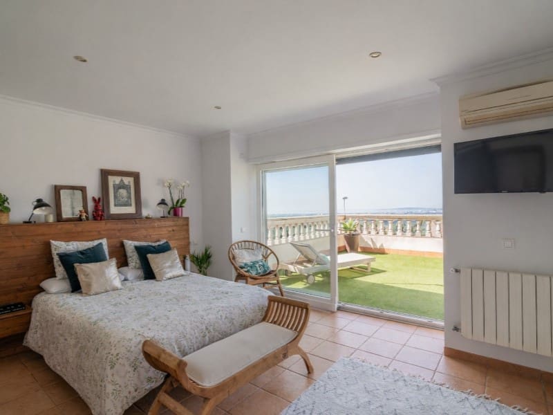 4 bedroom Villa for sale in Portol with pool garage - € 1,080,000 (Ref: 9929081)