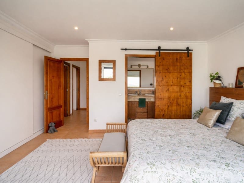 4 bedroom Villa for sale in Portol with pool garage - € 1,080,000 (Ref: 9929081)