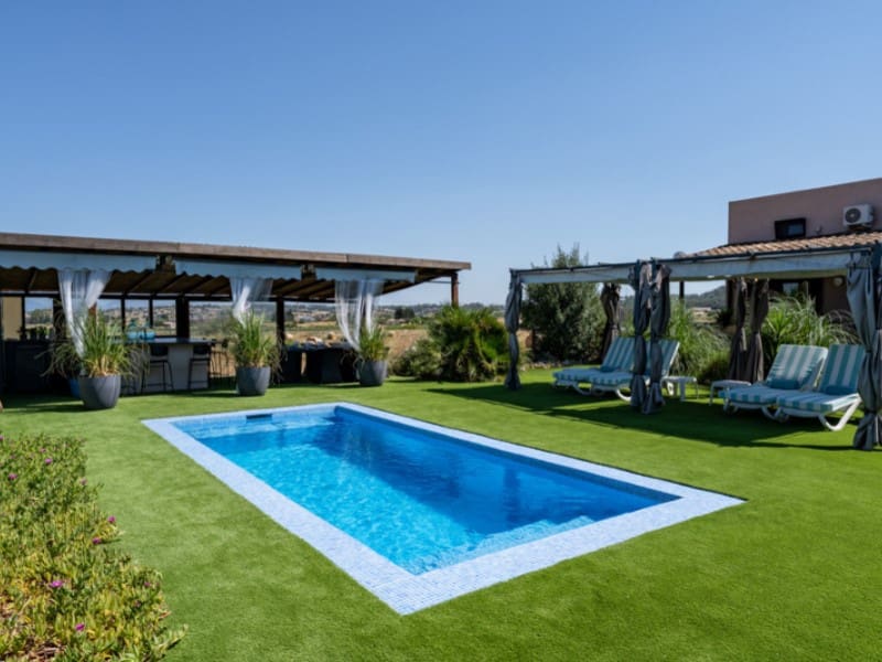 4 bedroom Finca/Country House for sale in Montuiri with pool - € 1,700,000 (Ref: 9929083)