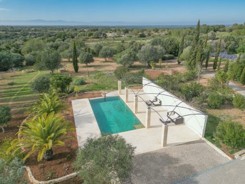 5 soveværelse Finca/Landehus til salg i Manacor med swimmingpool - € 1.950.000 (Ref: 9936113)