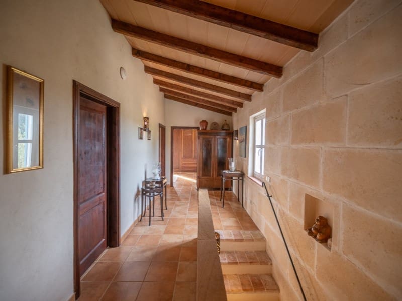 5 soveværelse Finca/Landehus til salg i Manacor med swimmingpool - € 1.950.000 (Ref: 9936113)