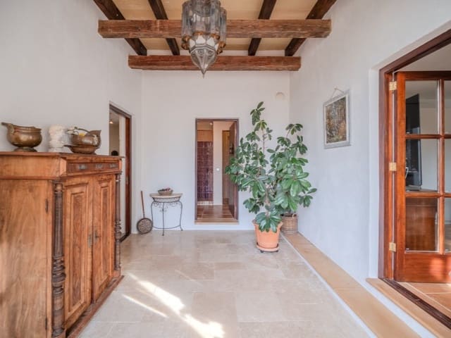 5 sovrum Finca/Hus på landet till salu i Manacor med pool - 1 950 000 € (Ref: 9936113)