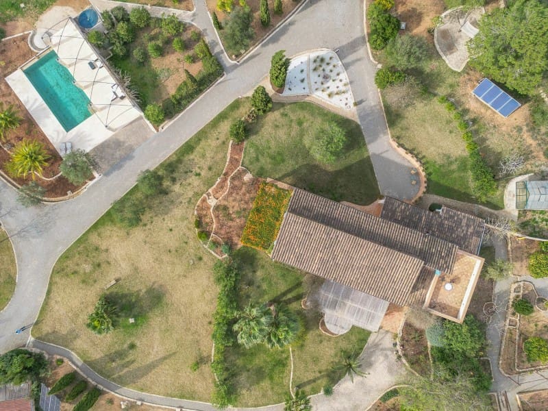 5 soveværelse Finca/Landehus til salg i Manacor med swimmingpool - € 1.950.000 (Ref: 9936113)