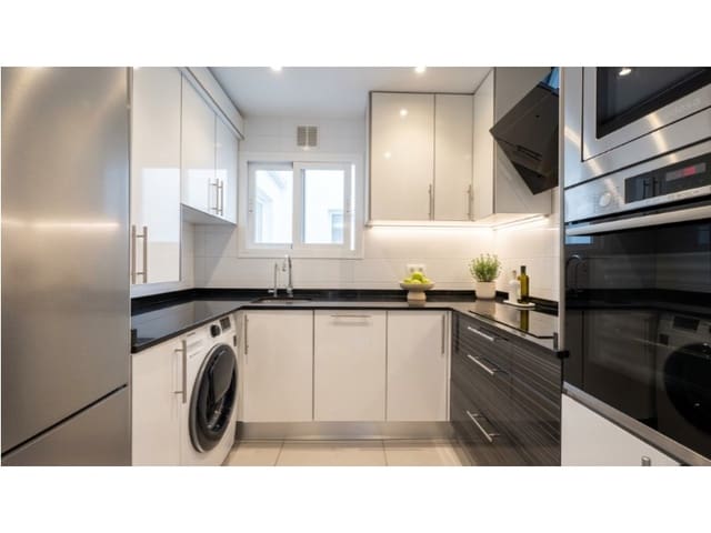2 quarto Apartamento para venda em Cala Vinyes / Cala Vinyas / Cala Viñas, Calvià com garagem - 650 000 € (Ref: 9937888)