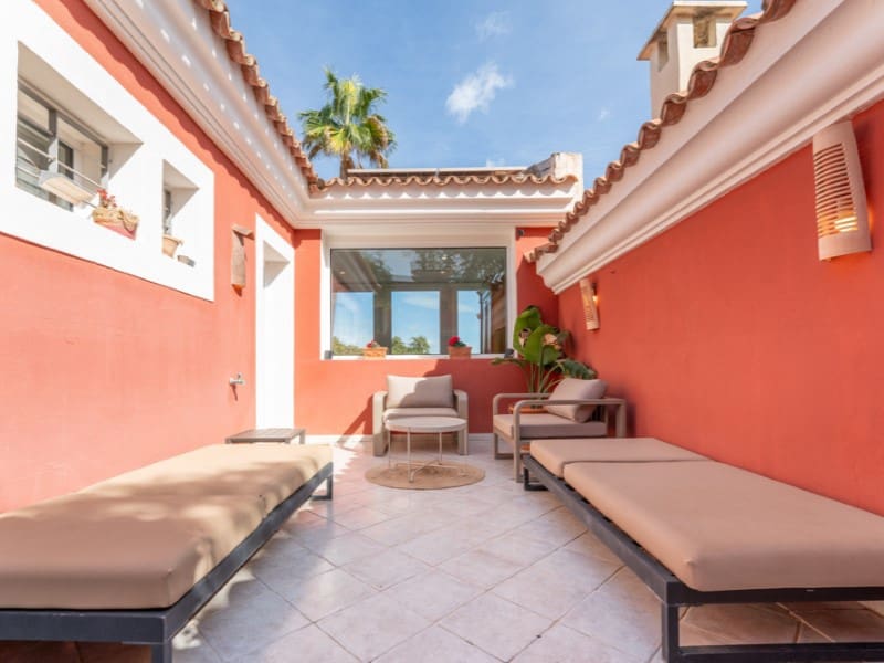 4 bedroom Villa for sale in Palma de Mallorca with garage - € 1,190,000 (Ref: 9959474)