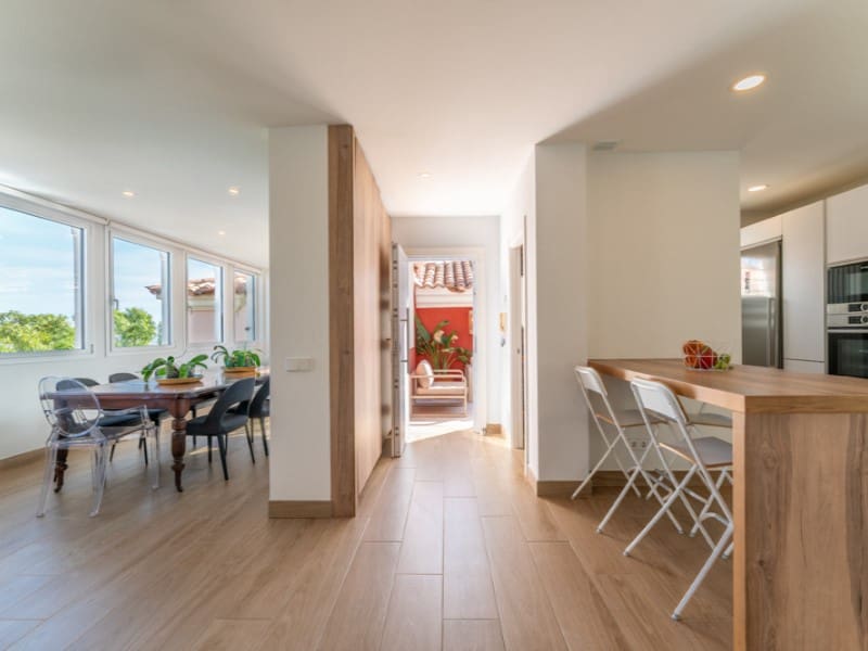 4 bedroom Villa for sale in Palma de Mallorca with garage - € 1,190,000 (Ref: 9959474)