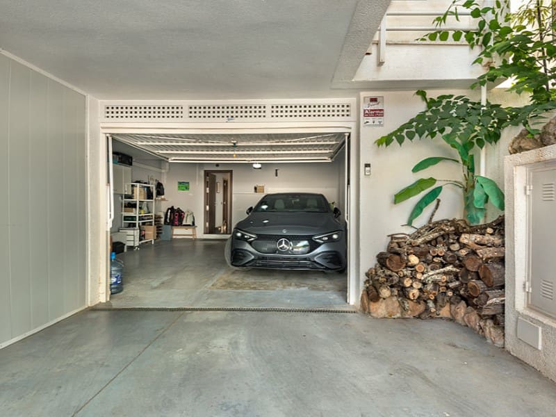 4 bedroom Villa for sale in Son Veri Nou with garage - € 1,450,000 (Ref: 9959475)