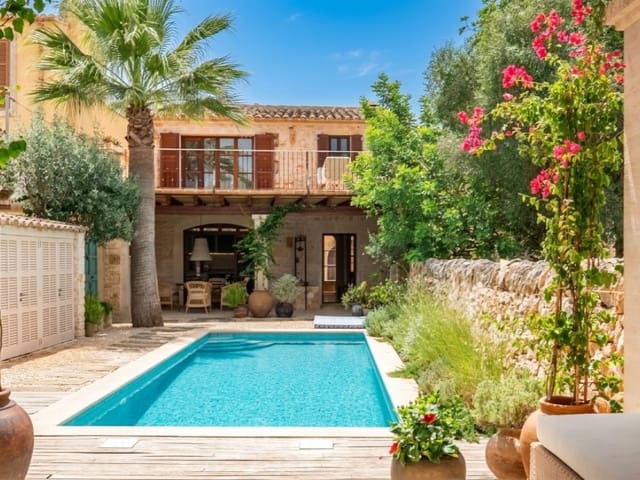4 soverom Villa til salgs i Santanyí med svømmebasseng - € 2 480 000 (Ref: 9982697)