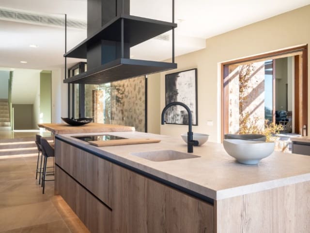 7 soverom Finca/Herregård til salgs i Alaró med svømmebasseng garasje - € 9 950 000 (Ref: 9982698)
