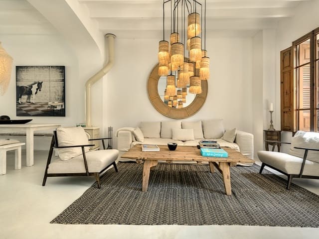 3 soverom Villa til salgs i Campos med svømmebasseng - € 1 200 000 (Ref: 9996849)