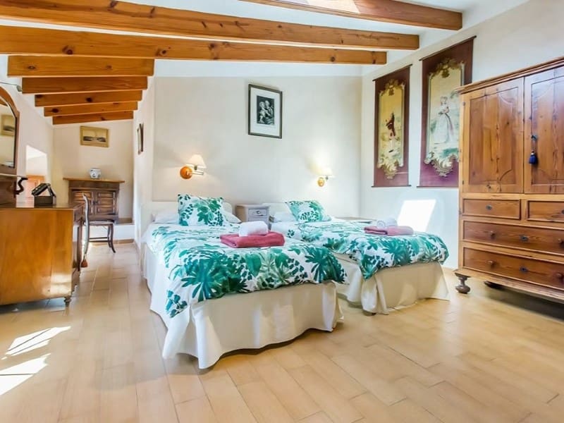 20 sypialnia Willa na sprzedaż w Alaro z basenem - 7 000 000 € (Ref: 9998510)