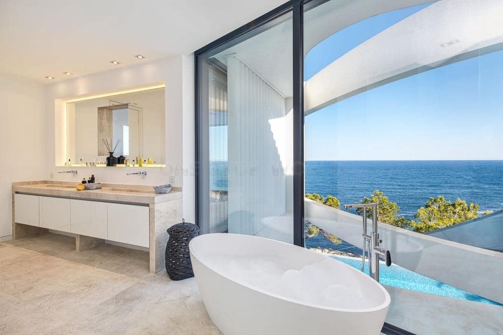 4 soveværelse Villa til salg i Cala Vinyes / Cala Vinyas / Cala Vinas - € 16.900.000 (Ref: 8884938)