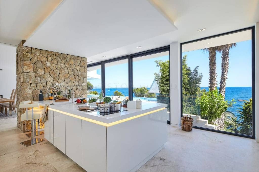 4 soveværelse Villa til salg i Cala Vinyes / Cala Vinyas / Cala Vinas - € 16.900.000 (Ref: 8884938)