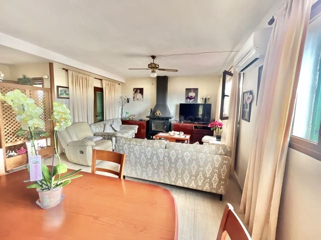 4 sypialnia Dom szeregowy na sprzedaż w Santa Ponsa, Calvià - 650 000 € (Ref: 8884939)