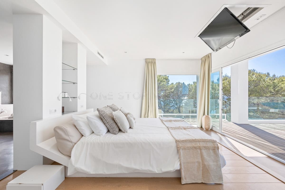 4 soverom Villa til salgs i Cala Moli - € 3 300 000 (Ref: 8904538)