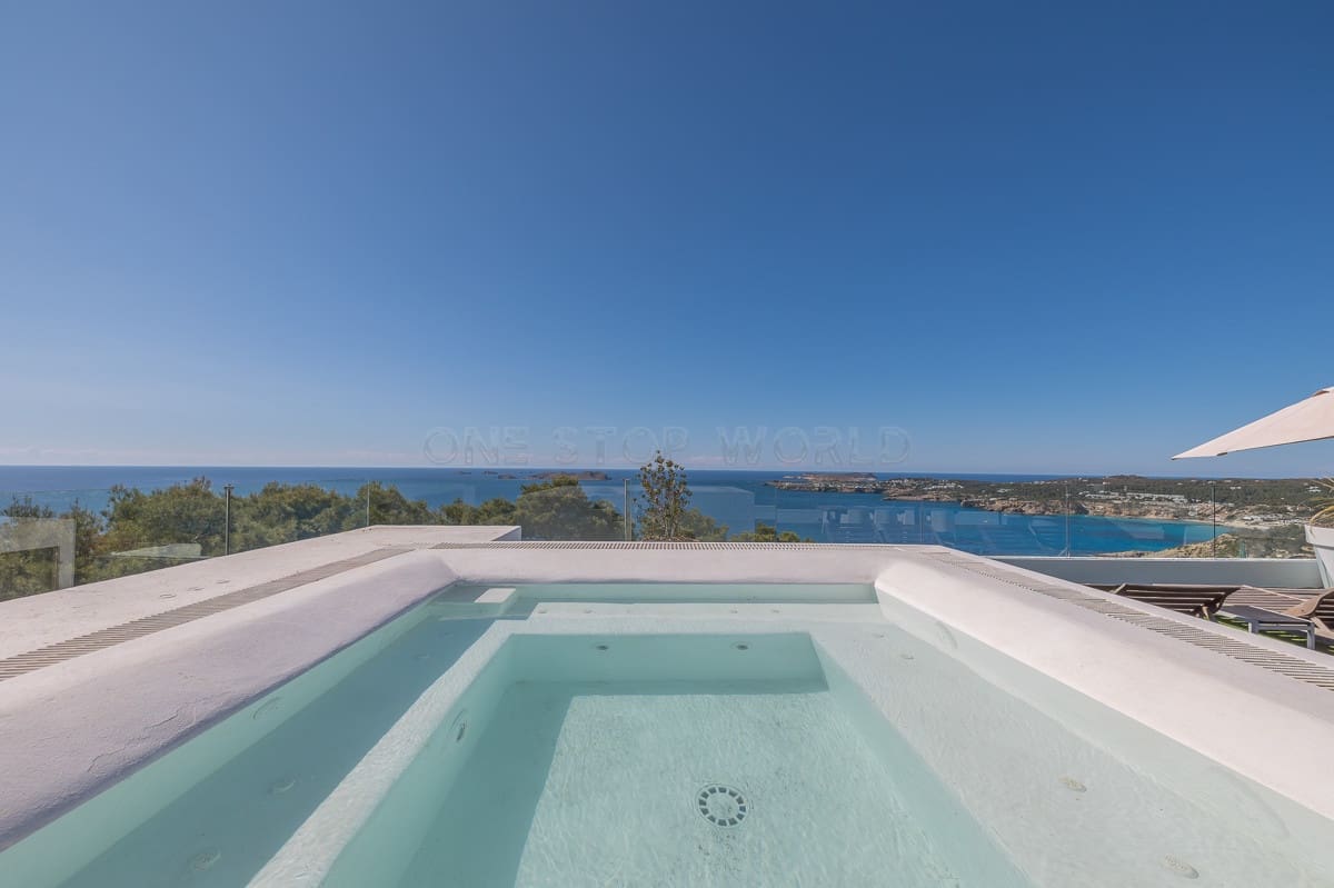 4 soverom Villa til salgs i Cala Moli - € 3 300 000 (Ref: 8904538)