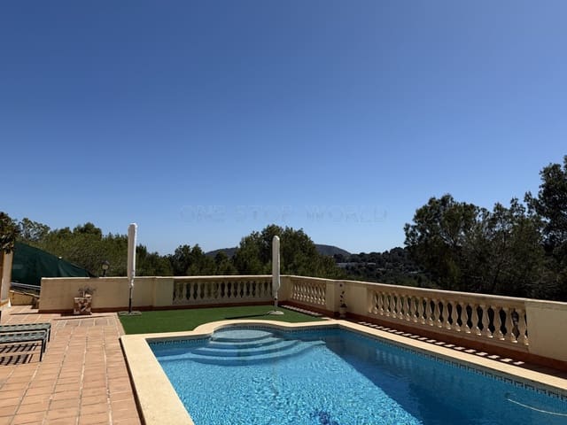 5 soverom Villa til salgs i Costa de la Calma, Calvià - € 1 595 000 (Ref: 8912279)