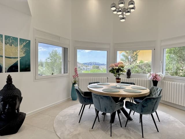 4 soverom Villa til salgs i Costa de la Calma, Calvià med svømmebasseng - € 2 290 000 (Ref: 8952297)