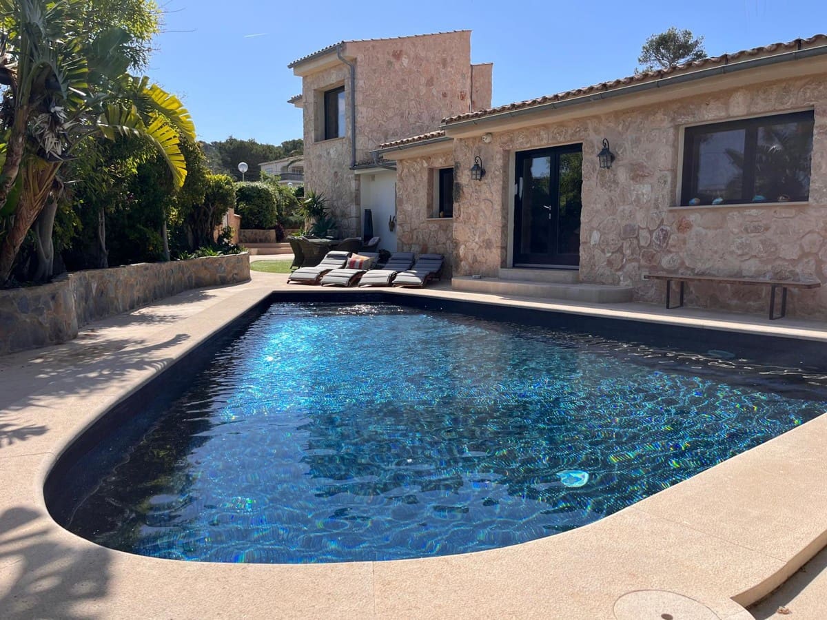 4 makuuhuone Huvila vuokrattavana paikassa El Toro / Port Adriano mukana uima-altaan - 5 250 € (Ref: 8992820)