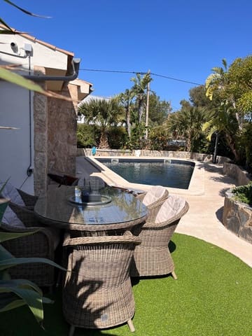 Chalet de 4 habitaciones en El Toro / Port Adriano, Calvià en alquiler con piscina - 5.250 € (Ref: 8992820)