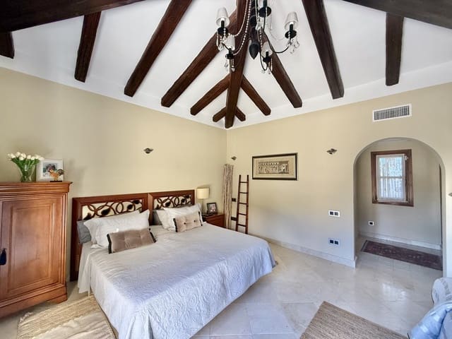 4 soverom Villa til salgs i Santa Ponsa, Calvià - € 2 630 000 (Ref: 9002525)