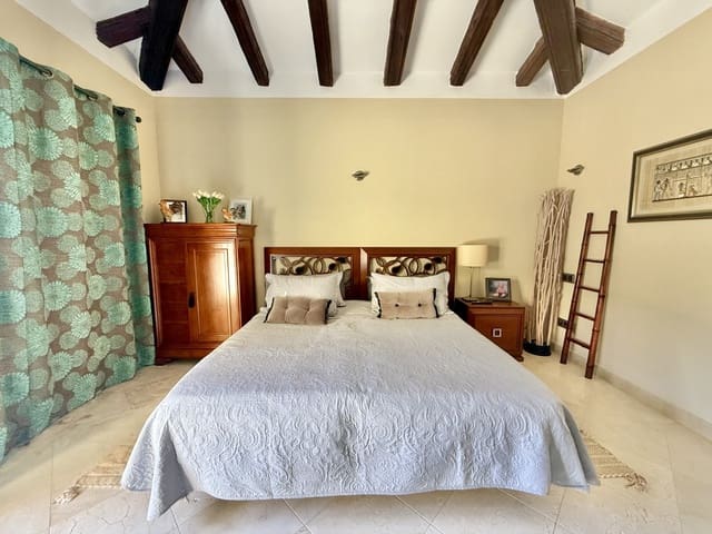 4 soverom Villa til salgs i Santa Ponsa, Calvià - € 2 630 000 (Ref: 9002525)