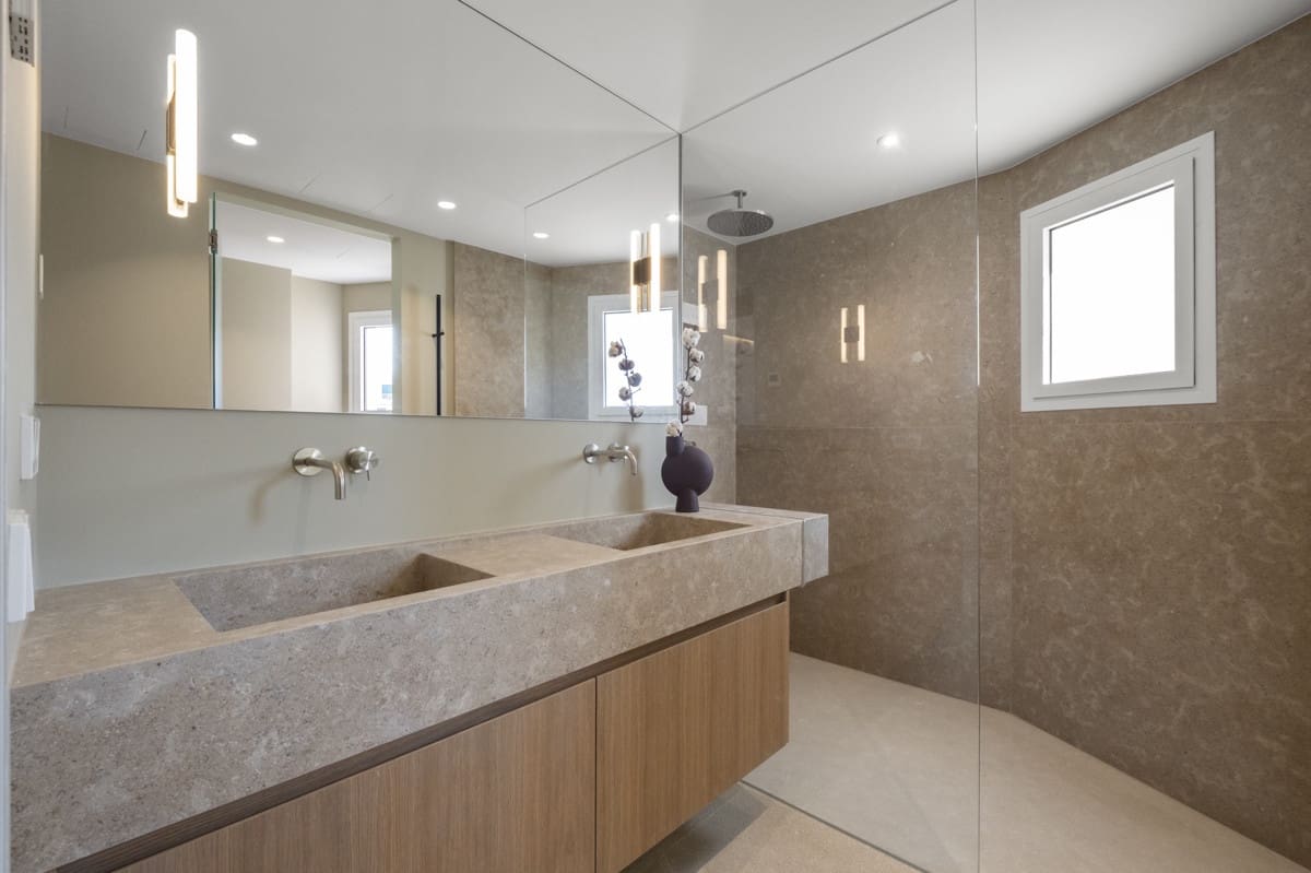 3 soverom Leilighet til salgs i Cala Mayor - € 1 690 000 (Ref: 9002527)