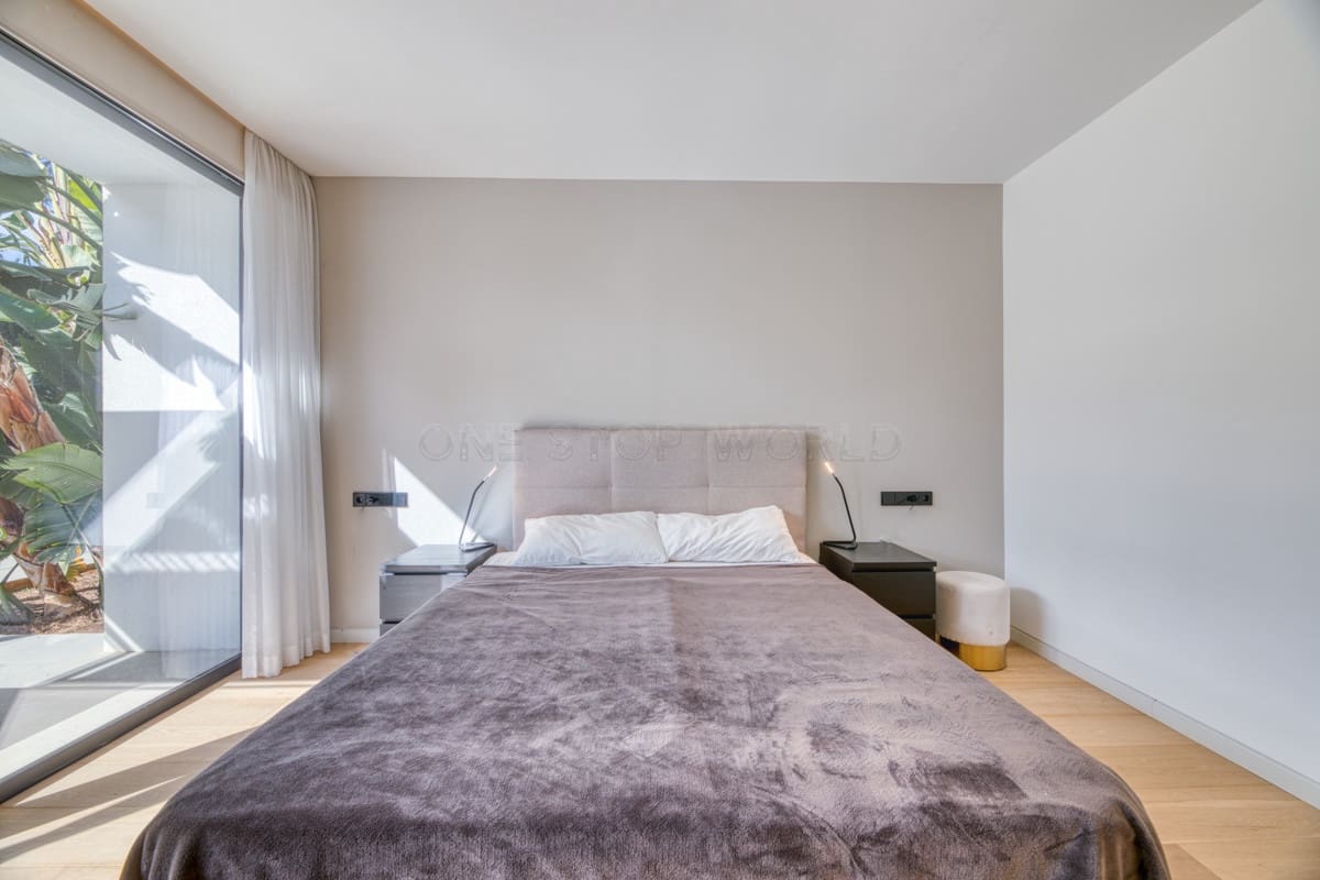 4 soveværelse Villa til salg i Santa Ponsa - € 3.100.000 (Ref: 9002533)